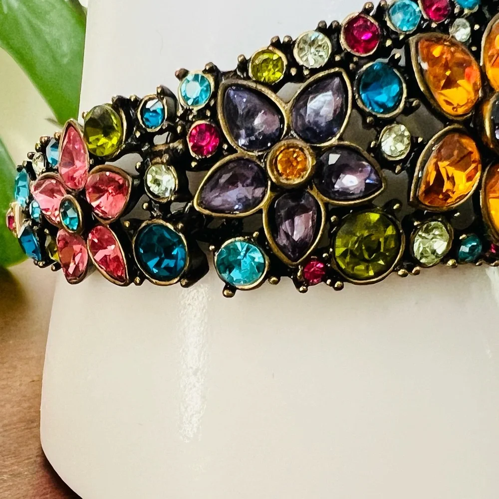 Heidi Daus “Fantasy in Florals” Crystal bracelet,bright multi colors Size SMALL - Picture 6 of 10